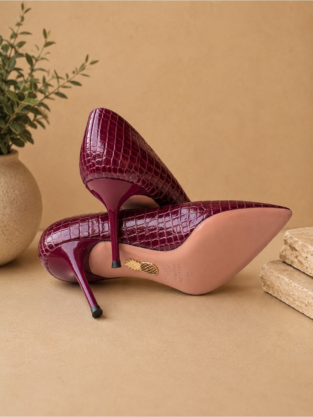 NWT Aquazzura Burgundy Croc Embossed Leather Pointed Toe Stiletto Pumps IT 36 - Picture 3 of 7